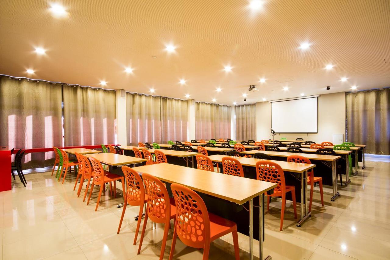 Bestiny Hotel & Restaurant Phetcsabun Kültér fotó